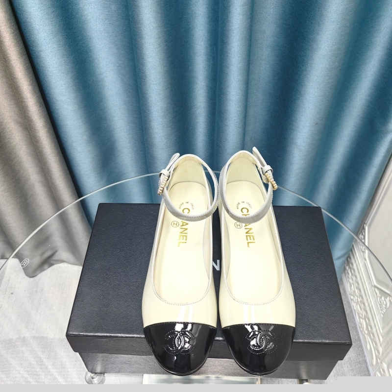 Ch*el high heels